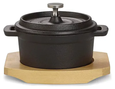 Produktbild von Echtwerk Kochtopf aus Gusseisen, Mini-Kochtopf mit Servierbrett, Kleiner Bräter, Bereits eingebrannt, Für Backöfen, Grill, BBQ und Induktion geeignet, Ideal zum Garen und Servieren, 200 ml, Ø 9,2 cm