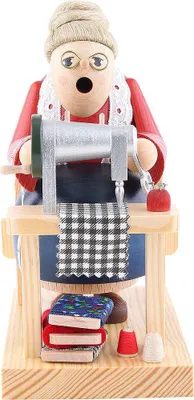 Produktbild von Schneiderin sitzend (16cm) Räuchermann von KWO
