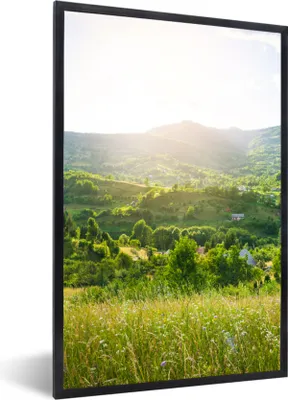 Produktbild von MuchoWow® Gerahmtes Poster Wald - Landschaft - Sonne - Natur - Sonnenaufgang 60x90 cm - Poster mit Schwarzem Bilderrahmen Wandposter Rahmen Foto Bilder - Kunst