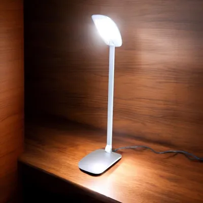 Produktbild von LED Tischleuchte Kian silber Touchschalter USB Anschluss