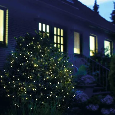 Produktbild von LED-Lichternetz 360er 4 x 4 m warmweiß IP44 Adapter