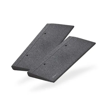Immagine prodotto di set di rampe per cordoli bepco (2 pezzi), rampa per cordoli - nera, con rondelle incassate per il fissaggio, ciascuna lunga 50 cm, alta 4 cm