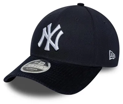 Zdjęcie produktu dla Czapka New Era MLB 9FORTY z daszkiem, drużyna New York Yankees, kolor czarny