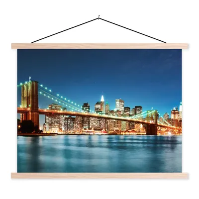 Produktbild von MuchoWow® Textilposter New York - Brücke - Architektur - Brooklyn - Licht 60x45 cm mit holzfarbenen Rahmen - Bild