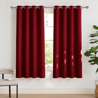 Obrázek produktu pro Černé zatemňovací závěsy o rozměrech 140 cm x 175 cm