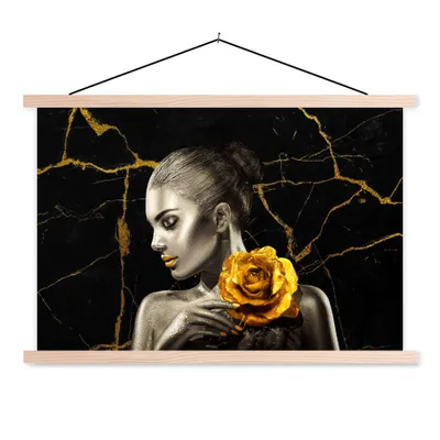 Produktbild von MuchoWow® Textilposter Frauen - Rosen - Gold - Marmor 150x100 cm mit holzfarbenen Rahmen - Posters