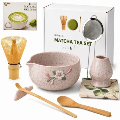 Produktbild von Matcha Set 9-teilig mit Keramikschale, Bambusbesen, Sieb, Rezeptbuch Pink