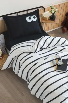 Produktbild von L'Essentiel Linge de Maison, Funny - Black, Einzelbettbezug-Set, Schwarz, 65 % BAUMWOLLE / 35 % POLYESTER, 135 x 200 cm