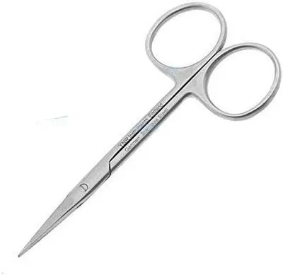 Produktbild von Famanu Nagelschere Gebogen aus Edelstahl - Maniküre und Pediküre