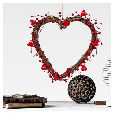 Produktbild von Dekorationskranz zum Valentinstag, romantisches Gesteck | 30 cm Deko mit roten Beeren | Für Feiertage, Zuhause, Tür, Fenster, Wand, Hochzeit, Party, Wohnaccessoire