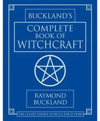 Productafbeelding van Bucklands Complete Book of Witchcraft