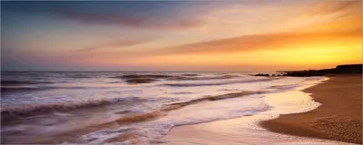 Produktbild von Wallario selbstklebendes Poster - Sonnenuntergang am Strand - Abendspaziergang, Größe: 80 x 200 cm