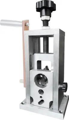 Produktbild von Kabelabisolierer mit Bohrmaschinenantrieb – Manuell – Abisoliermaschine 1,5–40 mm