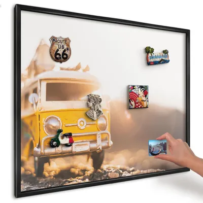 Produktbild von Magnettafel 80x60 cm mit schwarzem Rahmen - Magnetische Metalltafel, Magnetpinnwand zur Wandmontage für Wohnzimmer, Küche, Flur, Kinderzimmer und Büro - Retro-Reisen