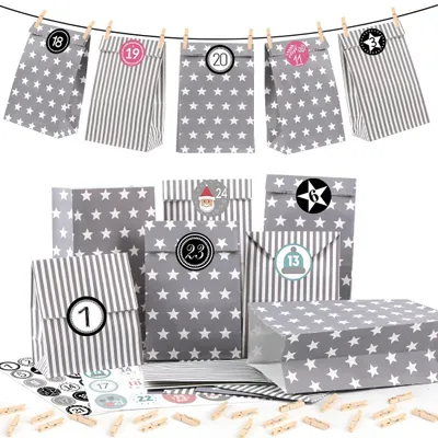 Imagen del producto de Calendario de adviento para rellenar: 25 bolsitas para regalos de Navidad. Bolsitas para dulces para hacer tú mismo, con pegatinas numeradas del 1 al 24