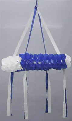 Produktbild von Festkranz/Dekokranz: Blau-Weiß, hochwertige Qualität.