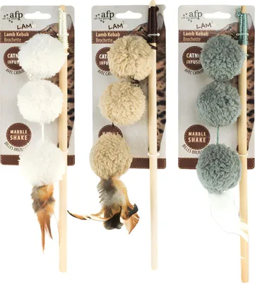 Immagine prodotto di Canna da pesca per gatti All for Paws con 3 palle di pelo e piume