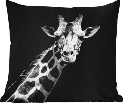 Produktbild von MuchoWow® Outdoor Kissen - Giraffe - Wildtiere - Schwarz-Weiß - Porträt - 40x40 cm - Wetterfest - Lounge Kissen - Kopfkissen - Interieur - Polster mit Bild