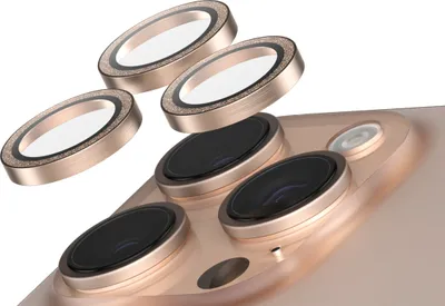 Zdjęcie produktu dla PanzerGlass SAFE. by ® Camera Lens Protector Glitter Gold iPhone 16 Pro | 16 Pro Max, Apple, Apple - iPhone 16 Pro, Apple - iPhone 16 Pro Max, Aplikacja na sucho, Odporny na zadrapania, Odporny na wstrząsy, Złoto, 1 szt.