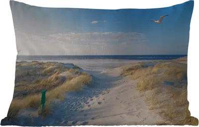 Produktbild von MuchoWow® Outdoor Kissen - Düne - Möwe - Strand - Meer - Sonne - 50x30 cm - Wetterfest - Lounge Kissen - Sofa kissen - Wohnzimmer Dekoration