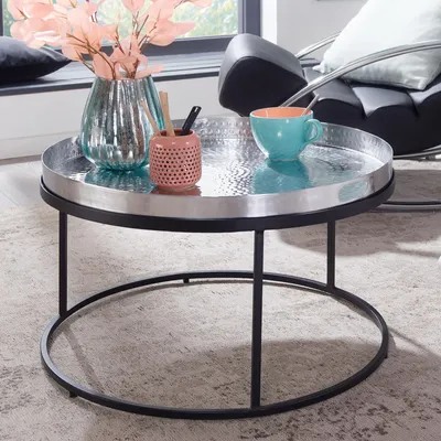 Zdjęcie produktu dla Stolik kawowy 62x62x36 cm aluminiowy młotkowany metal srebrny | Wohnling