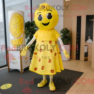Obrázek produktu pro Postava REDBROKOLY maskota citronově žluté pizzy oblečená do směnných šatů a čelenek