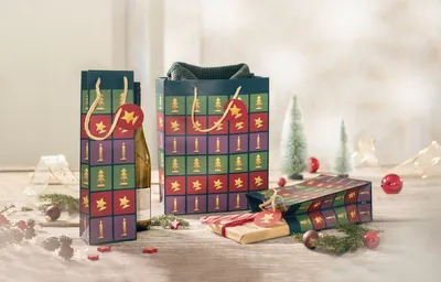 Produktbild von SIGEL Geschenktaschen, Large, Cut out style, Mattlack, Geschenkanhänge, Tragekordel, Papier: 157g/qm, 260 x 330 x 120 mm