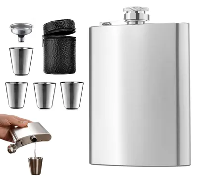 Productafbeelding van RVS fles met trechter en 4 kleine bekertjes - 8 Oz - zilverkleurig