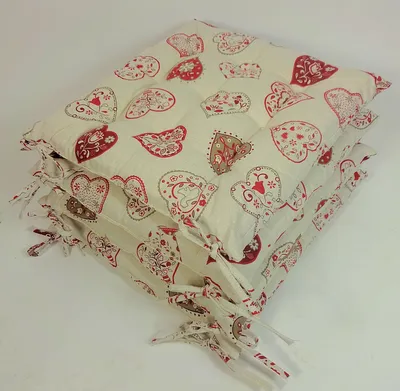 Produktbild von Set 4 x Stuhlkissen/Sitzkissen Fabia 40 x 40 cm Dicke 5 cm, Fb. Mirha Leinen Herz