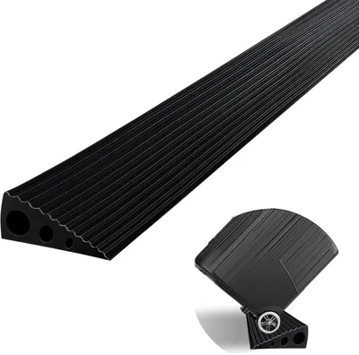 Produktbild von Solidchoice – Rampe aus Gummi, 90 x 8 x 1,5 cm, für Rollatoren und Elektrorollstühle