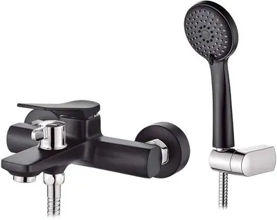 Image de Robinet de baignoire à levier unique, finition noir mat, avec mélangeur, comprenant une douchette en ABS avec plusieurs types de jets, un flexible de douche en acier inoxydable et un support de douche