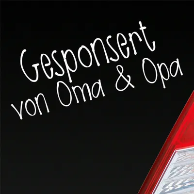 Produktbild von Auto Aufkleber Gesponsort von Oma & Opa Schriftzug KFZ Car 19x8 cm Weiss Matt Sticker Heckscheibenaufkleber