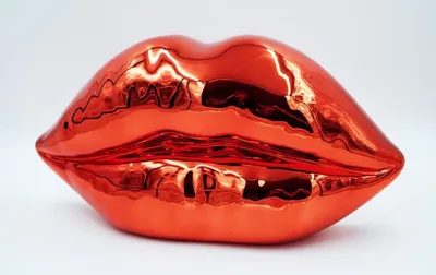Produktbild von Casa Padrino Luxus Deko Lippen Chrom Rot 46 x H. 25 cm - Kunstharz Deko Kuss Mund Lippen - Wohnzimmer Deko Accessoires