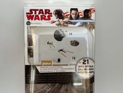 Obrázok produktu pre Nálepky na stenu Hviezdne vojny Bojové lode Hviezda smrti Millenium Falcon