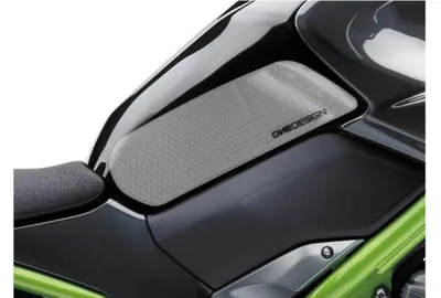 Zdjęcie produktu dla PUIG 20078W Osłona bocznego zbiornika paliwa pasuje do KAWASAKI Z900 Przezroczysty