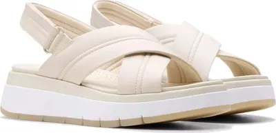 Produktbild von Clarks Damen Klassische Sandalen CL26181470 Farbe: Beige Größe: 42