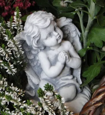 Produktbild von Casa Padrino Jugendstil Deko Skulptur Engel Grau H. 12 cm - Elegante Deko Stein Figur - Wohnzimmer Deko - Garten Deko - Barock & Jugendstil Deko Accessoires