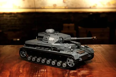 Produktbild von RC Panzer "Kampfwagen IV Ausf.F-2" Heng Long 1:16 Grau mit Rauch&Sound, Stahlgetriebe und 2,4Ghz -V7.0
