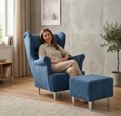 Produktbild von Ohrensessel ZOJA Royal – mit Hocker, Velours in Blau, Family Meble, KI-generiertes Bild