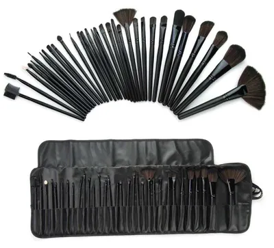 Produktbild von Technique PRO Professionelles Schminkpinsel-Set, 32-teilig, Make-up Pinselset mit Tasche