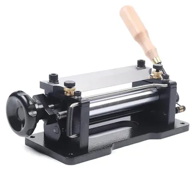 Productafbeelding van Lederstripper, handbediening, professionele kwaliteit, zwart