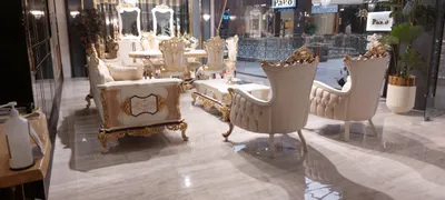 Produktbild von Luxus Couch Möbel Esstisch Barock Essgarnitur Gruppe Tisch + 6x Stuhl