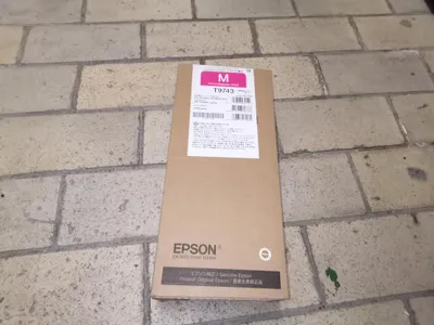 Produktbild von Epson Magenta XXL Ink Supply Unit, Hohe (XL-) Ausbeute, Magenta, Tinte auf Pigmentbasis, 735,2 ml, 1 Stück(e), 84000 Seiten