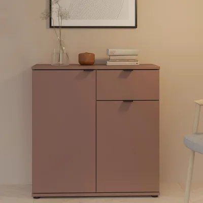 Produktbild von Forte GANYMEDE Kommode 80, minimalistische Kommode, 2-türig, 1 Schublade, Holzwerkstoff, Wohn-/Schlafzimmer, Terrakotta, 80,1 cm breit x 82,3 cm hoch x 34,1 cm tief