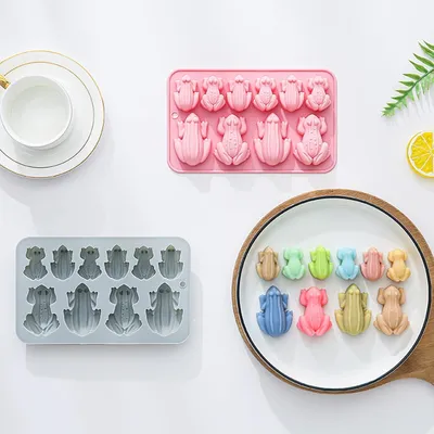 Immagine prodotto di Stampo per dolci a forma di rana, realizzato in silicone alimentare, con 10 cavità
