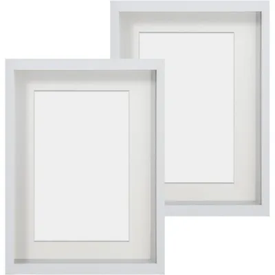 Image de Cadre photo 3D de 15x20 cm, avec une profondeur de 3 cm, et un passe-partout beige pour photos de 10x15 cm. Fabriqué en verre véritable, de couleur blanche. Lot de 2
