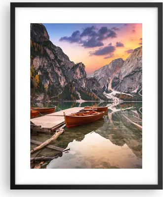 Produktbild von Gerahmtes Poster - Schwarzer Rahmen - Boote Berge See - 40x50 cm - Wand Bild - Wanddeko - Wandbilder - Kunstposter - Wandposter - Bilderrahmen - Bilder - Kunstdruck - Wanddekoration - P2BPA40x50-4638