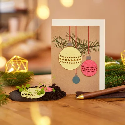 Produktbild von Weihnachtskarte Weihnachtskugeln Klappkarte mit Umschlag und Saatpapier
