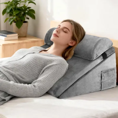 Produktbild von Dreieckiges Memory Foam Lese-Kissen für Schlafapnoe und Säurereflux - Grau