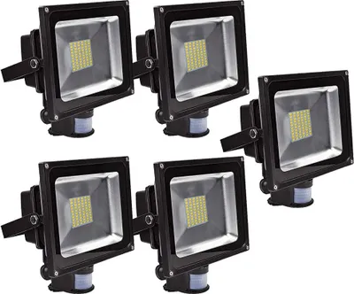 Immagine prodotto di Greenmigo 5x 50W SMD proiettore con sensore di movimento LED faretto bianco caldo luce bianca calda IP65 impermeabile lampada LED applique luce di fondo illuminazione diffusa lampada da giardino LED faretto da esterno